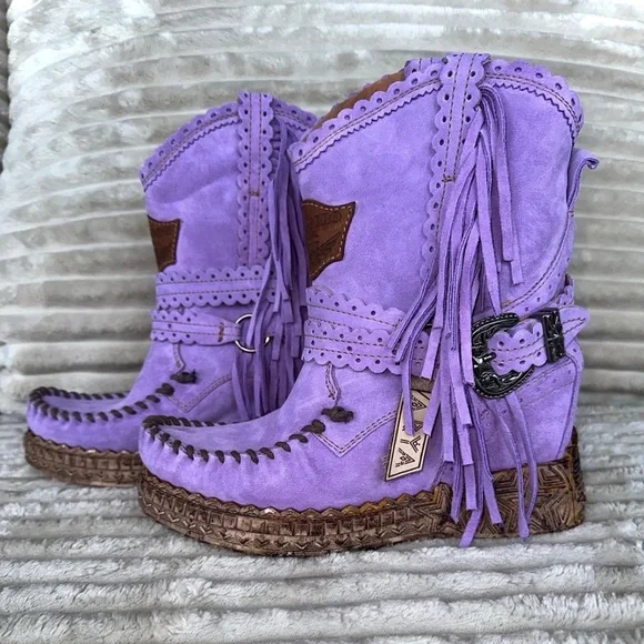 El Vaquero Arya Silverstone fringe moccasin boots - Picture 4 of 7